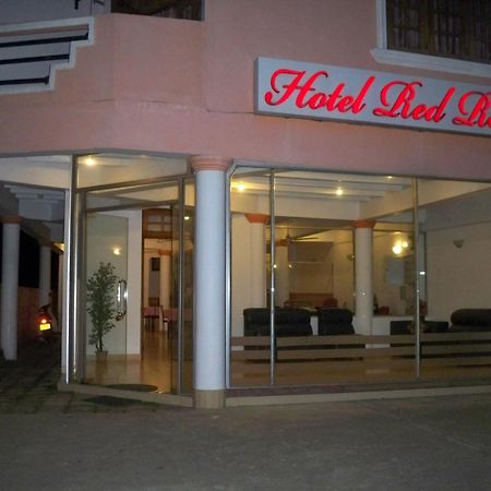 Hotel Red Rose Negombo Luaran gambar