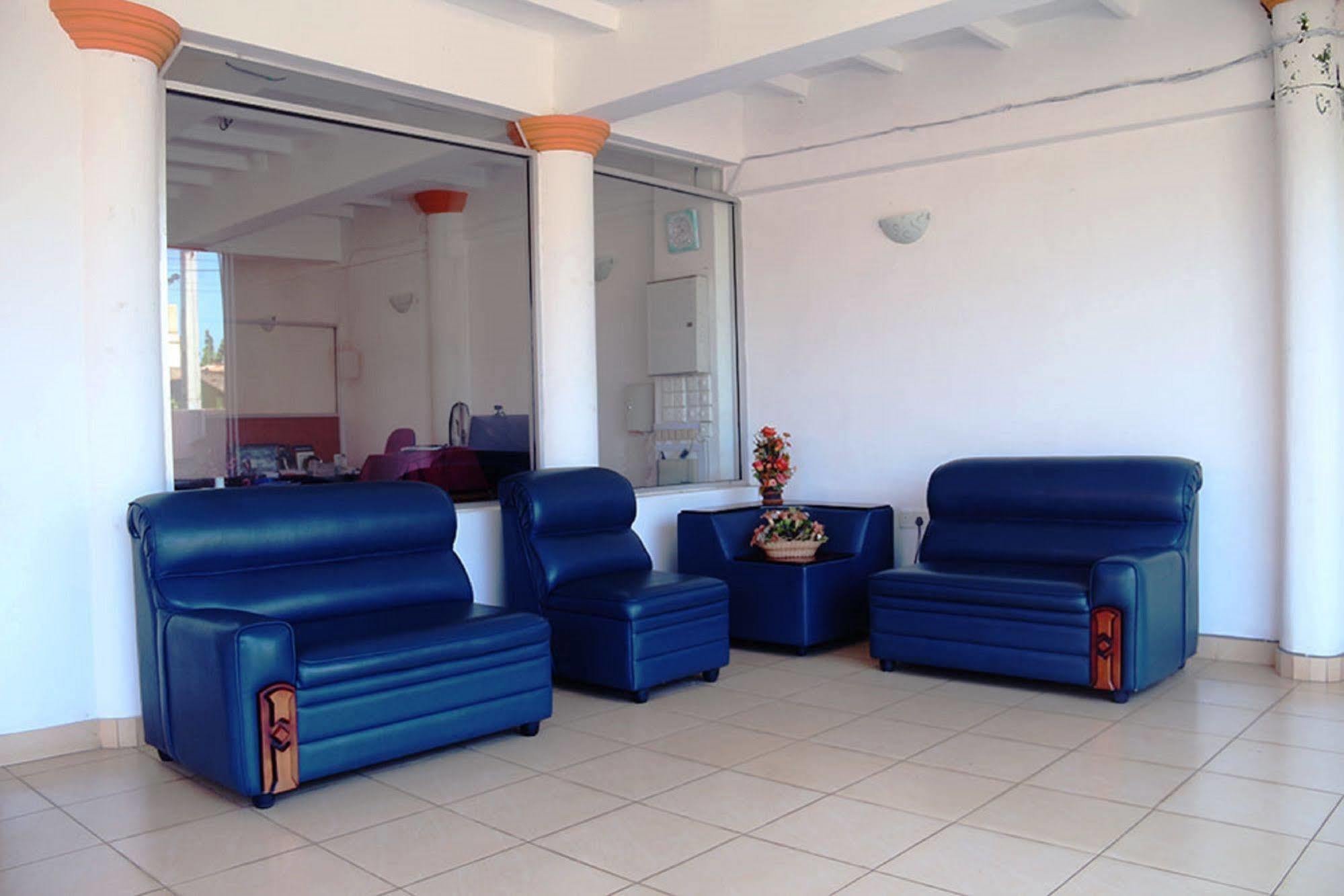 Hotel Red Rose Negombo Luaran gambar